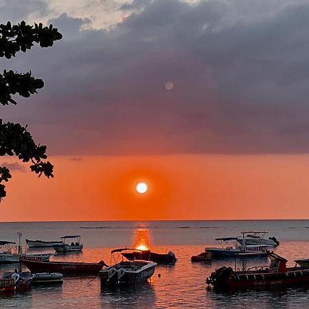 Roi Holiday Stay Grand Bay Luaran gambar