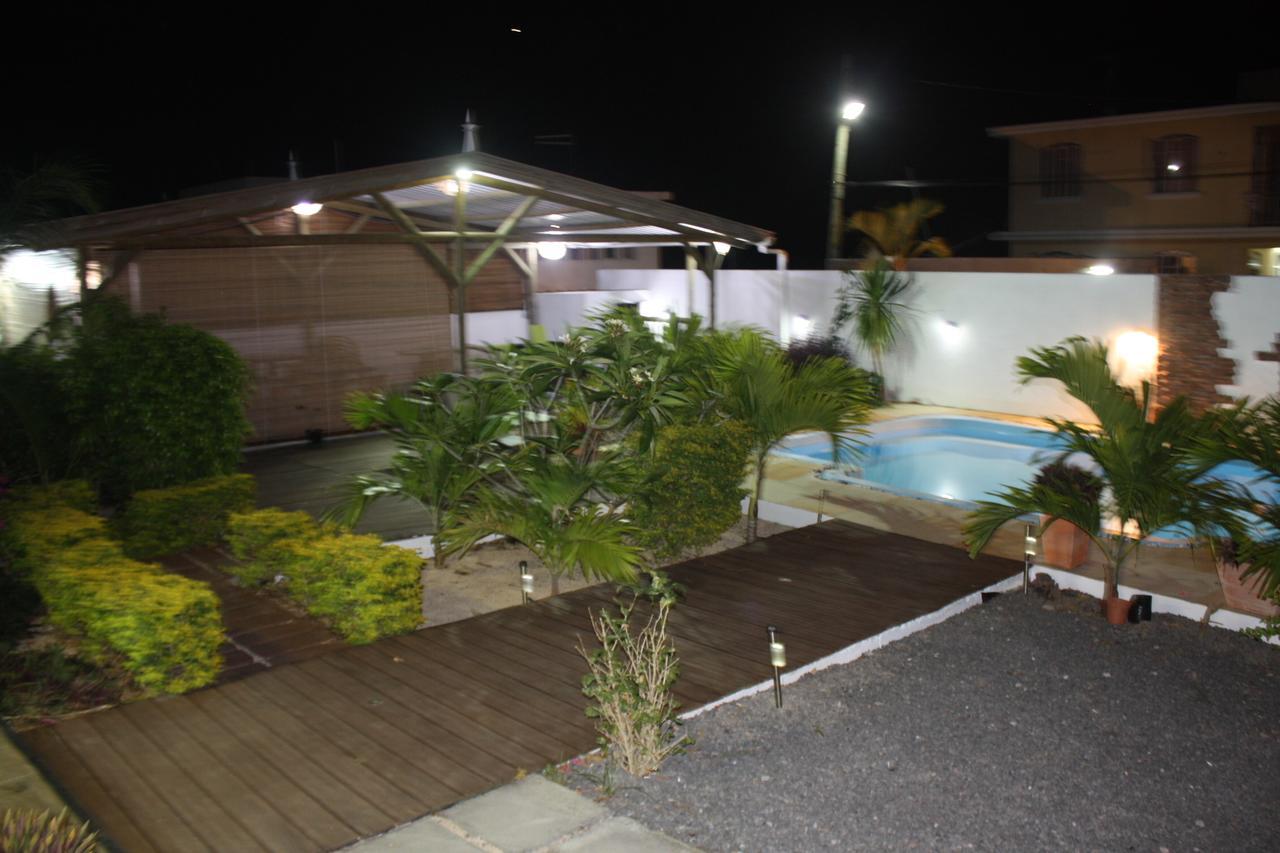 Roi Holiday Stay Grand Bay Luaran gambar